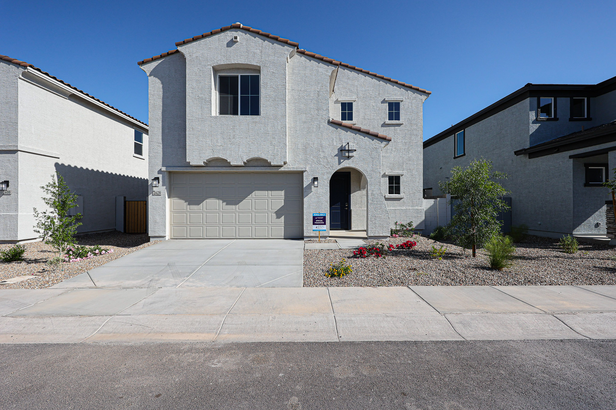 0133 2628 E BLUFF SPRING AVE