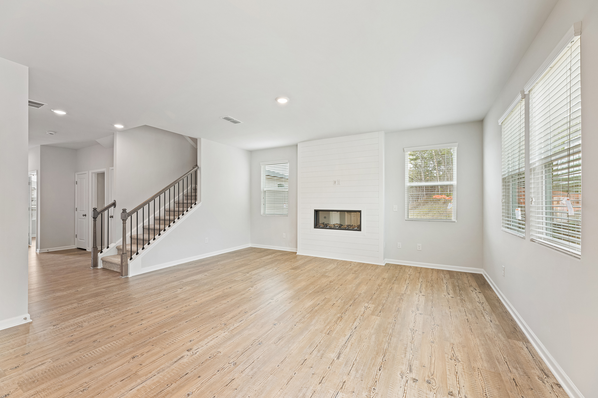 0045 5225 Mulberry Creek Way
